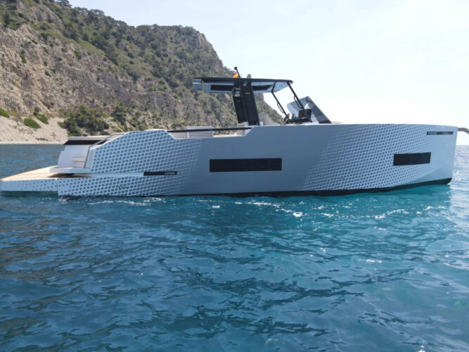 Amazona-De-Antonio-D50-Open-Ibiza-1
