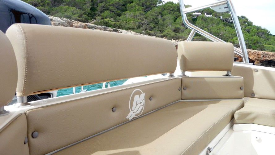 Blanca Black Fin Elegance 8-3