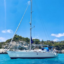 Crazy-Girl-Bavaria-Cruiser-42-7