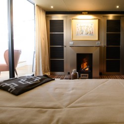 Goldfinger 65 Ibiza 8