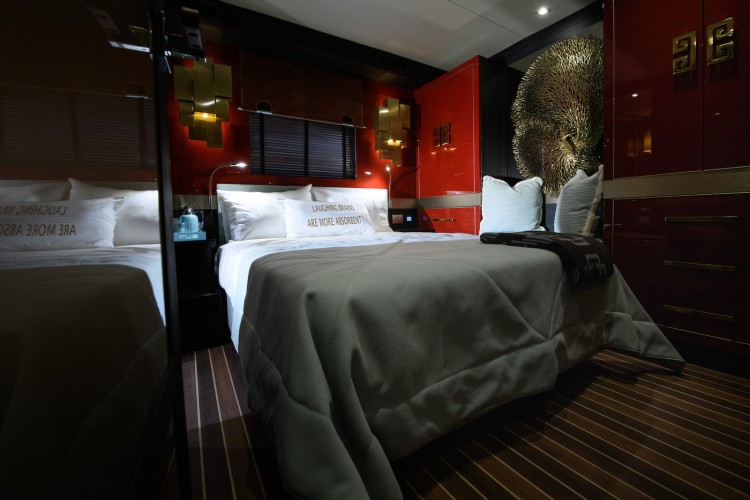 Goldfinger 65 Ibiza 9