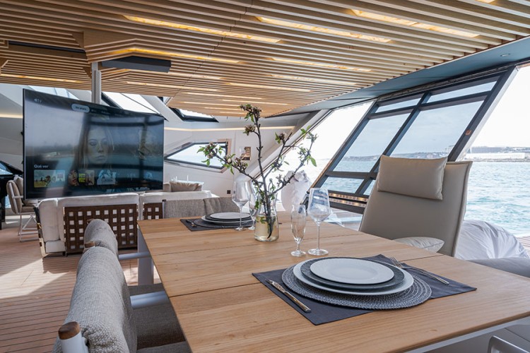 Hanstaiger X1 Trimaran 3