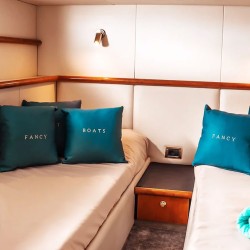 SUNSEEKER-PREDATOR-54-OPEN-9