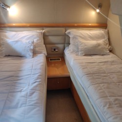 Sunseeker-Manhattan-60-Ibiza-4