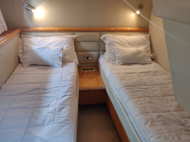 Sunseeker-Manhattan-60-Ibiza-4