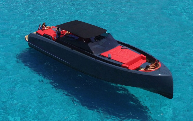 Vanquish 48 Yacht Lady Thunder 4