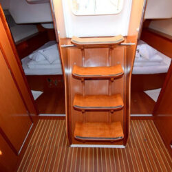 Gin Tonic Beneteau Oceanis 43 Ibiza 3