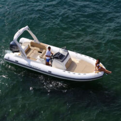 Lancha Capelli Tempest 800 Ibiza 16