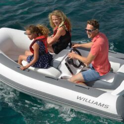 Lancha-Wiliams-Minijet-280-Ibiza-8