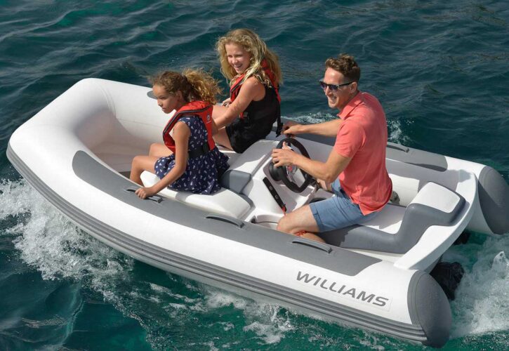 Lancha-Wiliams-Minijet-280-Ibiza-8