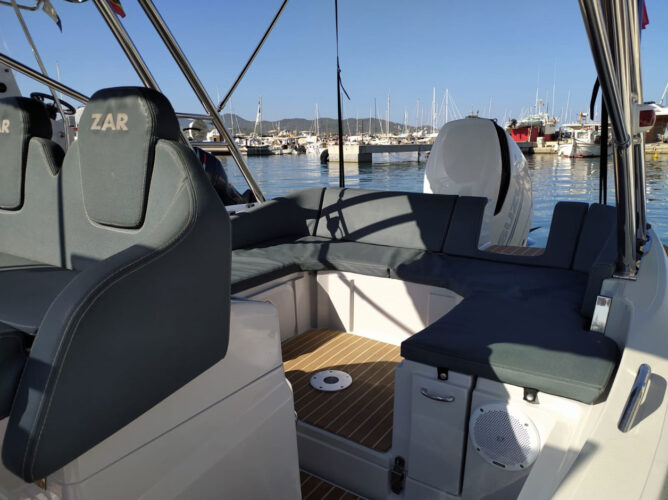 Lancha Zar 79SL Ibiza 11