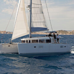 Catamaran Lagoon 400 Goa Ibiza 7
