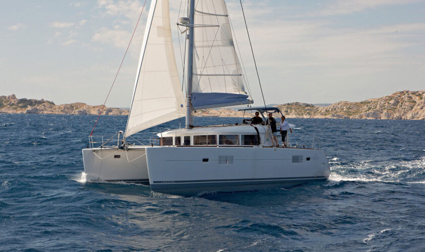 Catamaran Lagoon 400 Goa Ibiza 7
