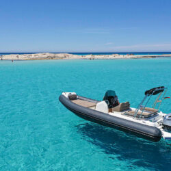 Lancha BSC 78 Ebony Ibiza 9