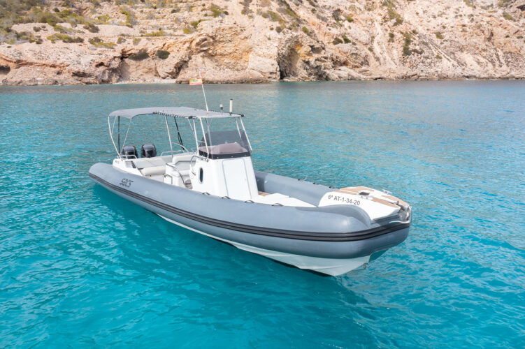 Lancha Sacs Marine 33 Ibiza 5