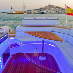 Sea Ray 350 SLX Ibiza 4