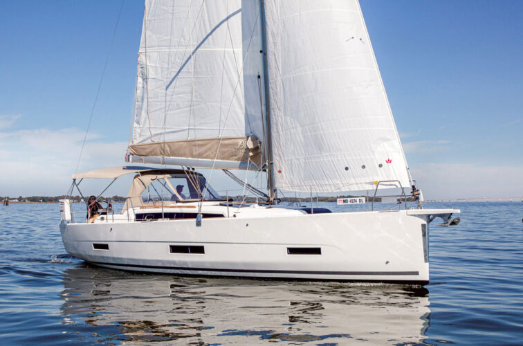 Velero Dufour 390 Grand Large Ibiza 18