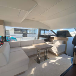 Yacht Prestige 520 Ibiza 17