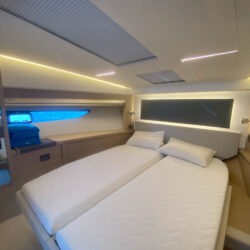 Yacht Prestige 520 Ibiza 19