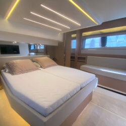 Yacht Prestige 520 Ibiza 24