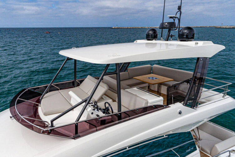 Yacht Prestige 520 Ibiza 6