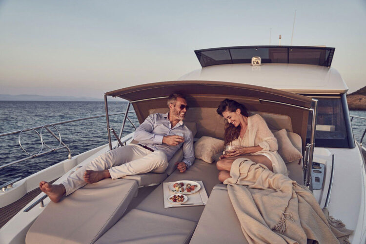 Yacht Prestige 520 Ibiza 7