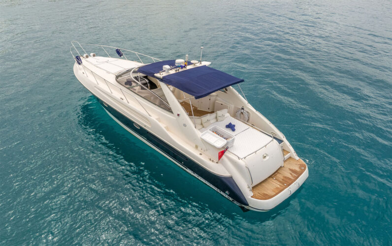 Yacht Sunseeker Camargue 50 Ibiza 12