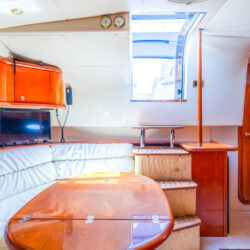 Yacht Sunseeker Camargue 50 Ibiza 7