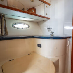 Yacht Sunseeker Camargue 50 Ibiza 9