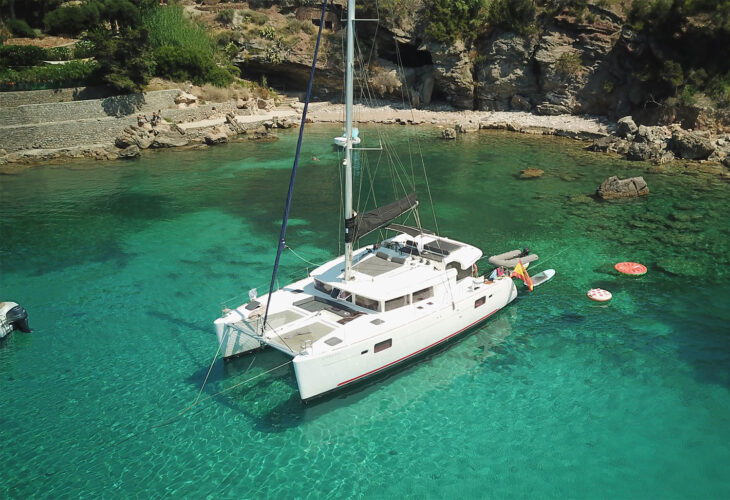 Catamaran Fornes Lagoon 450 ibiza 6