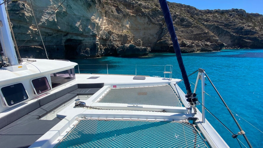 Catamaran Fornes Lagoon 450 ibiza 8