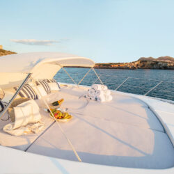 Chill Out Yacht Mangusta 92 Ibiza 11