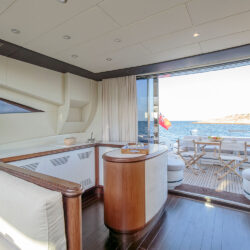 Chill Out Yacht Mangusta 92 Ibiza 17