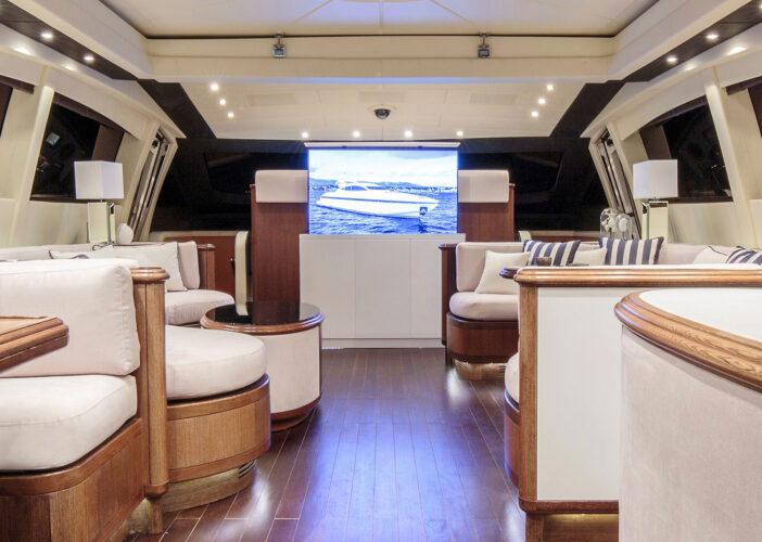 Chill Out Yacht Mangusta 92 Ibiza 19