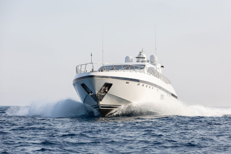 Yacht Nomad Mangusta 108 Ibiza 10