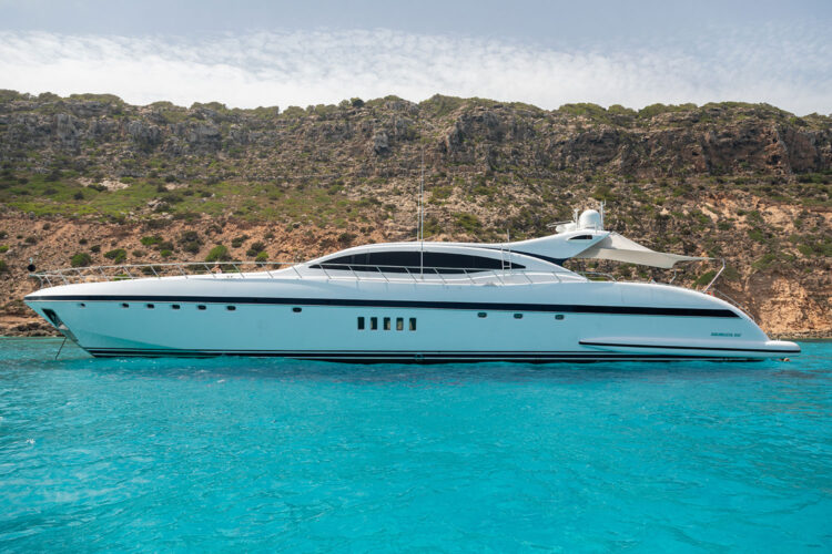 Yacht Nomad Mangusta 108 Ibiza 15