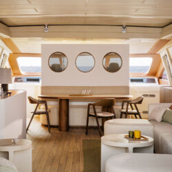 Yacht Nomad Mangusta 108 Ibiza 18