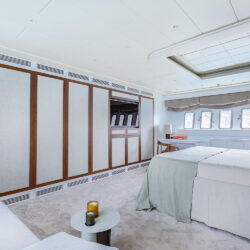 Yacht Nomad Mangusta 108 Ibiza 20