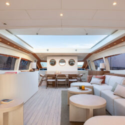 Yacht Nomad Mangusta 108 Ibiza 25