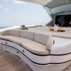 Yacht Nomad Mangusta 108 Ibiza 5