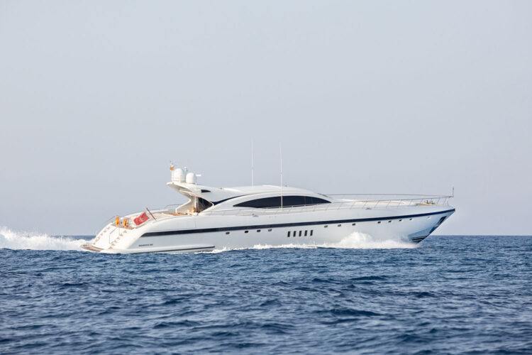 Yacht Nomad Mangusta 108 Ibiza 9