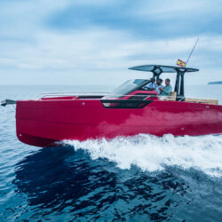 New M11 Ibiza 6 boat