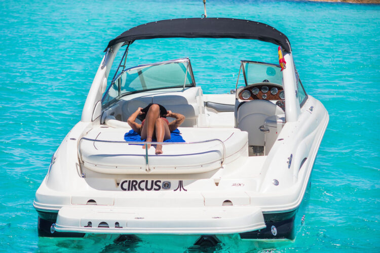 Lancha Sea Ray 290 SLX Ibiza 7