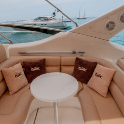Yate Cranchi 39 Renegade Ibiza 12