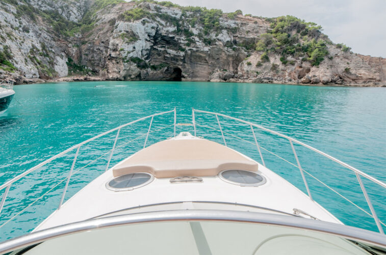 Yate Cranchi 39 Renegade Ibiza 16