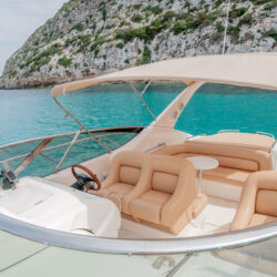 Yate Cranchi 39 Renegade Ibiza 18