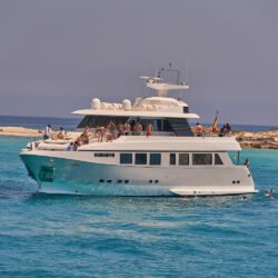 Yate Explorer 92 Ibiza 10