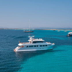 Yate Explorer 92 Ibiza 6